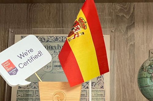 Great Place to Work | certificación | España | 2023 | Indosuez | bandera | Gestión Patrimonial | amarillo | rojo
